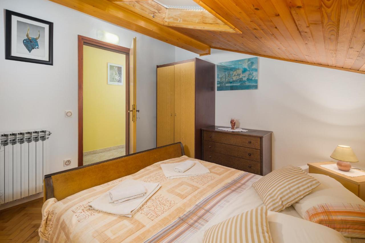 Bella Vista Apartment Porec Bagian luar foto